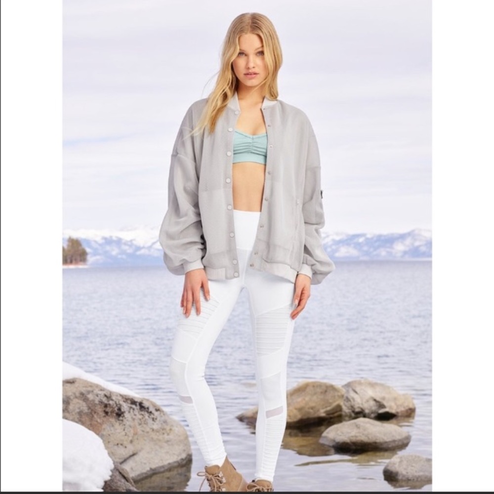ALO Yoga Field Jacket Bestseller